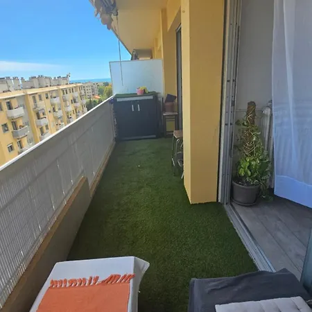 Apartman Avec Parking Prive