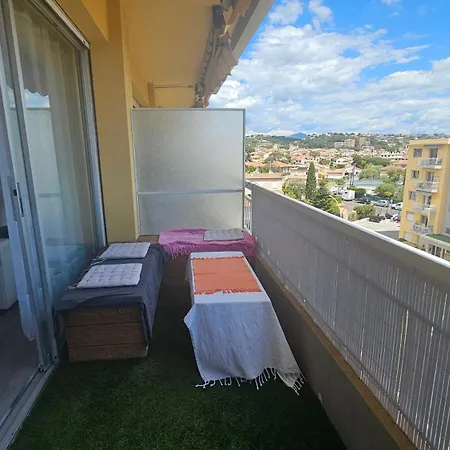 Apartman Avec Parking Prive