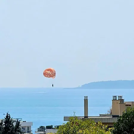 Apartman Avec Parking Prive *