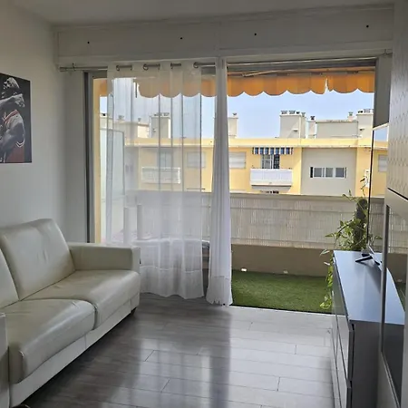 Apartman Avec Parking Prive *
